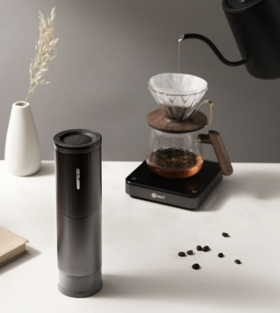 Electric bean grinder portable coffee bean grinder home small coffee grinder automatic grinding