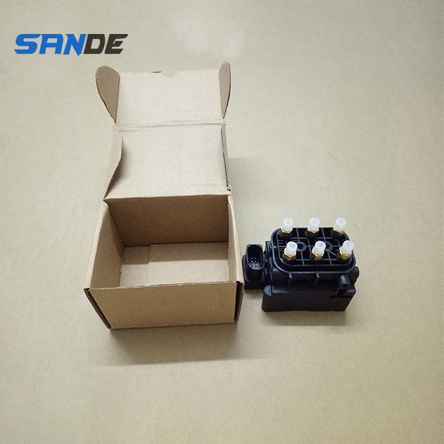 Air Suspension Valve Block For Audi A6C6, A8D3, Phaeton, Bentley 4F0 616 013 4F0616013
