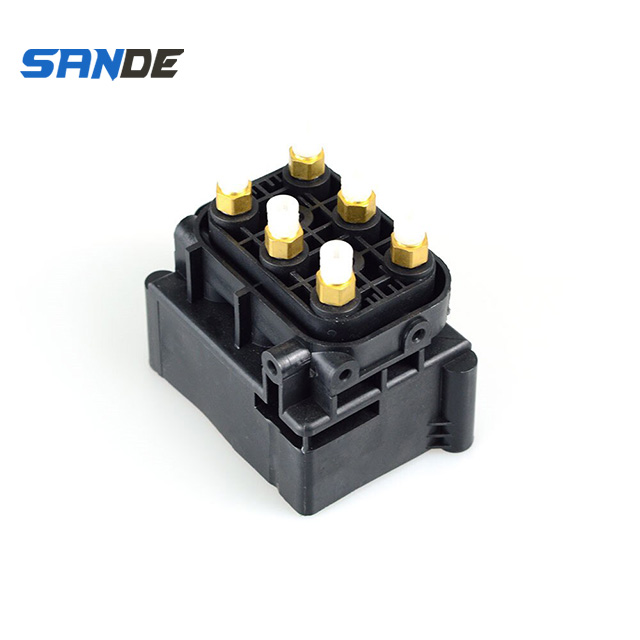 Air Suspension Valve Block For Audi A6C6, A8D3, Phaeton, Bentley 4F0 616 013 4F0616013