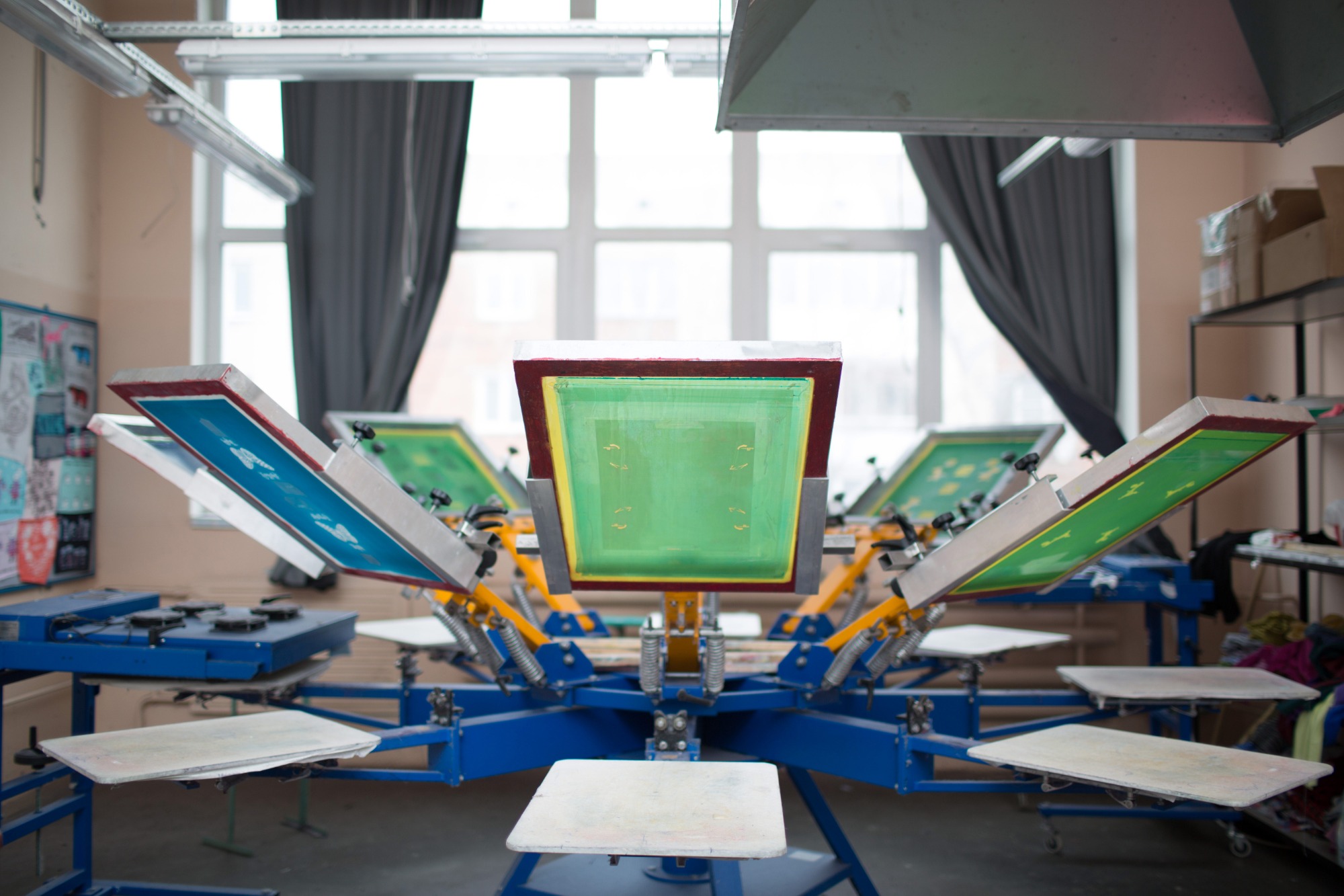 What Is Digital Printing And Screen Printing?