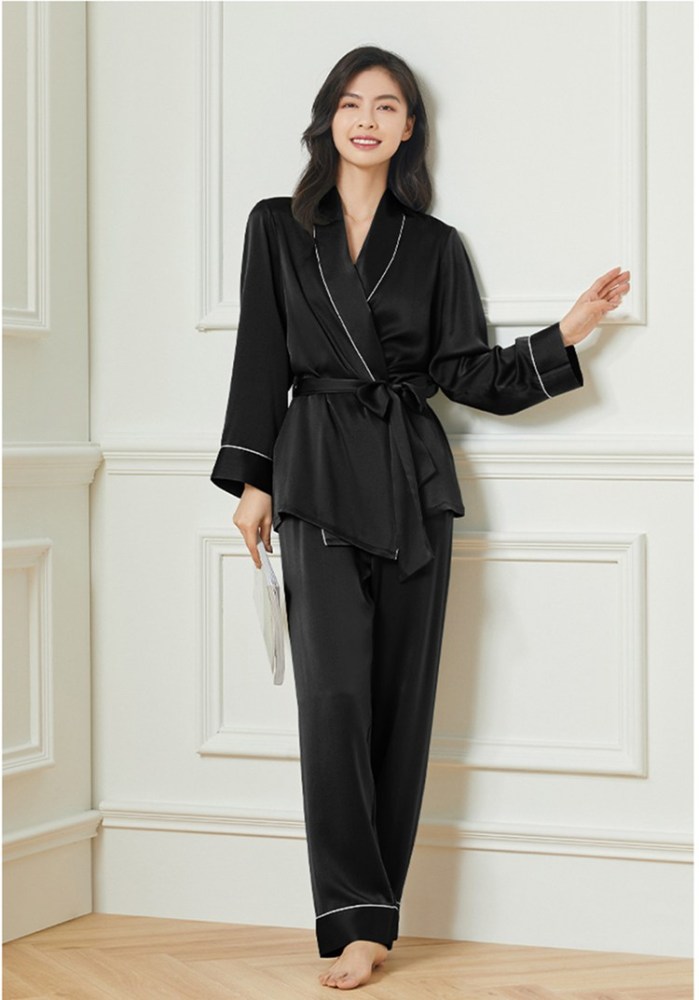 Women's 100% Mulberry Silk Charmeuse Bathrobe Type Pajamas