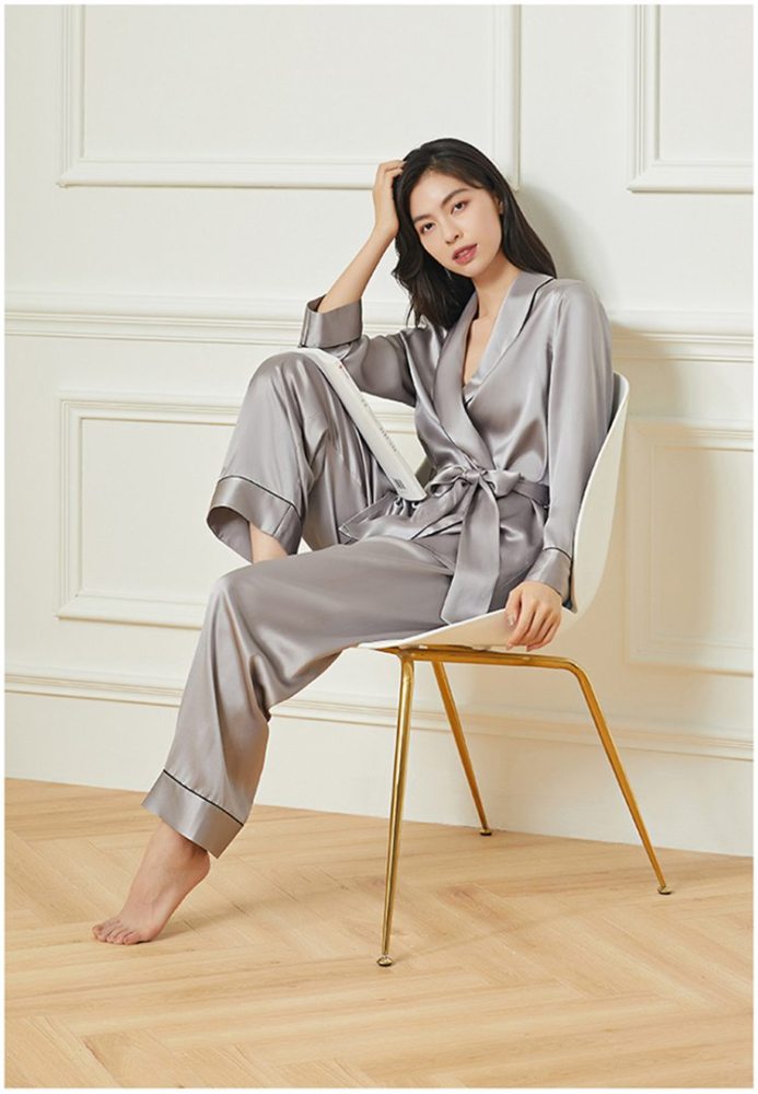 Women's 100% Mulberry Silk Charmeuse Bathrobe Type Pajamas