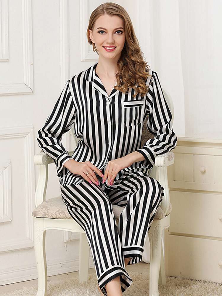 Women's 22 Momme 100% Mulberry Silk Long Sleeve Striped Pajamas