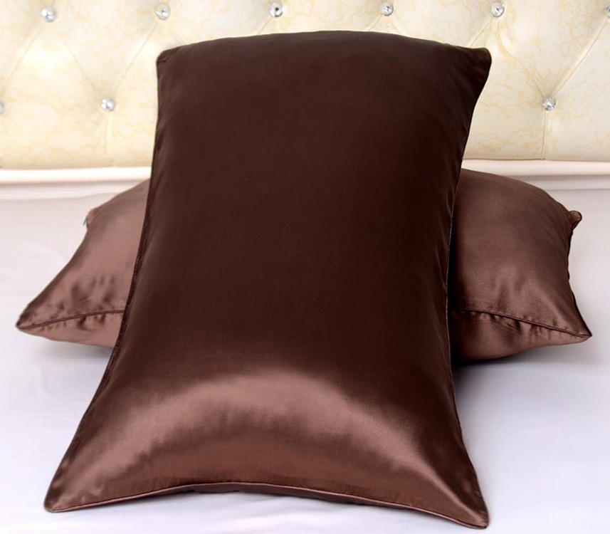 19 Momme 100% Mulberry Silk Pillowcase Zipper Closure
