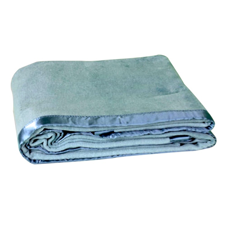 100% Mulberry Silk Blanket