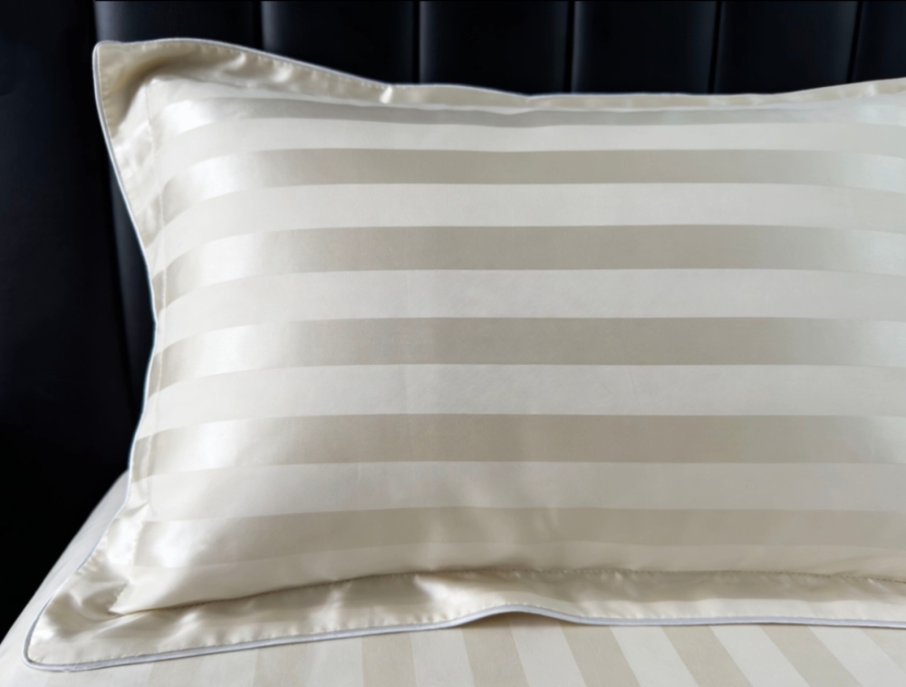 2pcs 19Momme Mulberry Silk Pillowcases Queen size Ivory Striped