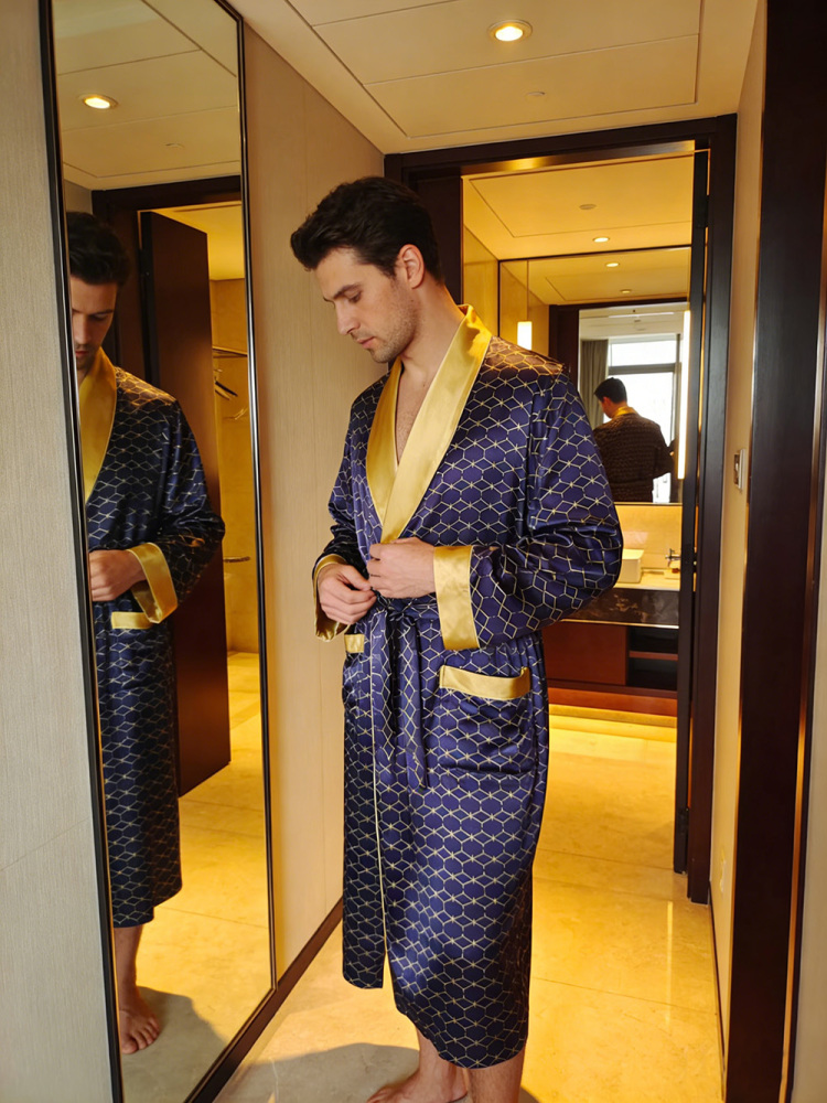 Geometric Print Silk Robe For Men - Navy & Gold