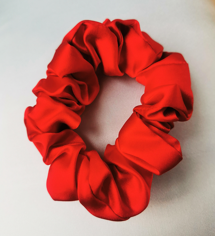 19 Momme 100% Mulberry Silk Charmeuse Hair Scrunchie