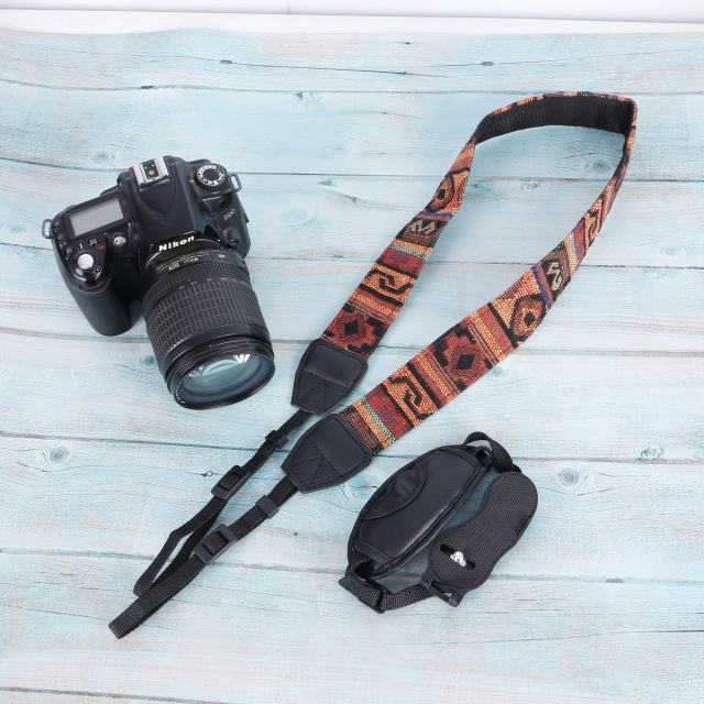 Universal Camera Shoulder Neck Strap &amp; Wrist Strap,Higher-end and Safer Camera Straps for Photographers Compatible with All DSLR Camera Nikon Canon So