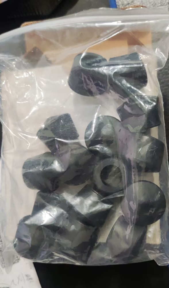 Q666 rubber feet for  tripod (3pcs)