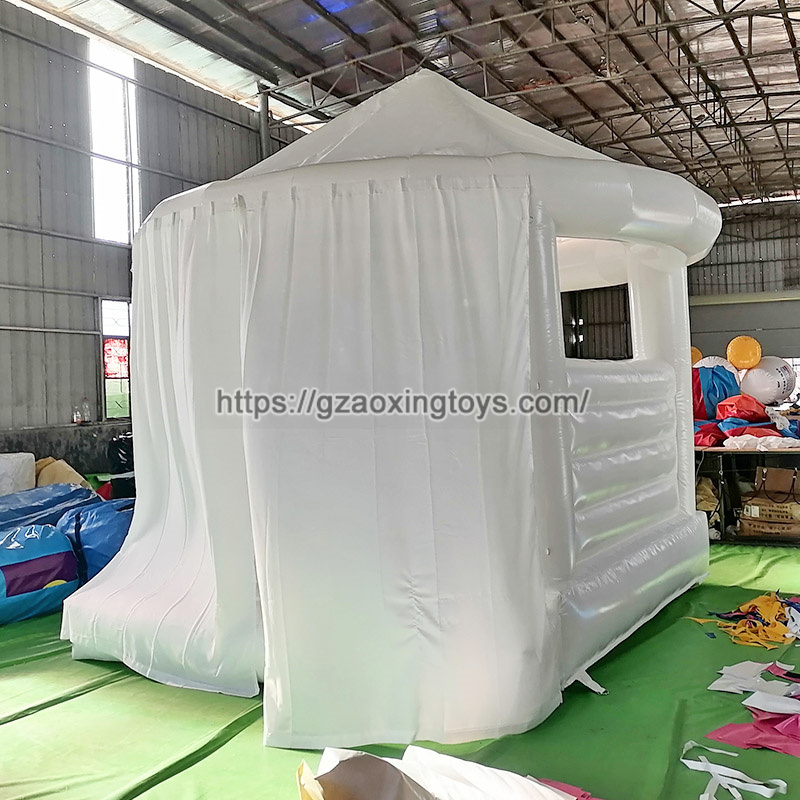 White Inflatable Bouncer House With Curtains