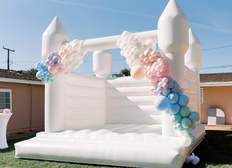 White Inflatable Bouncer House