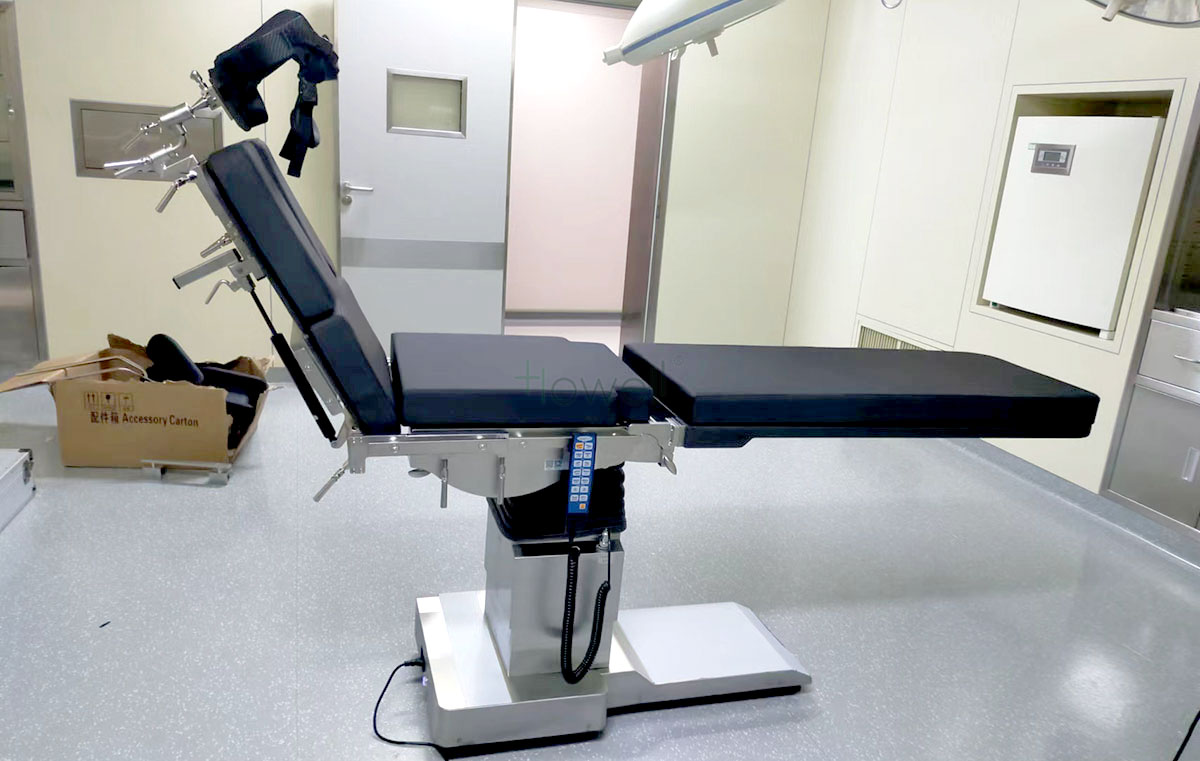 Рентгенопрозрачный хирургический стол