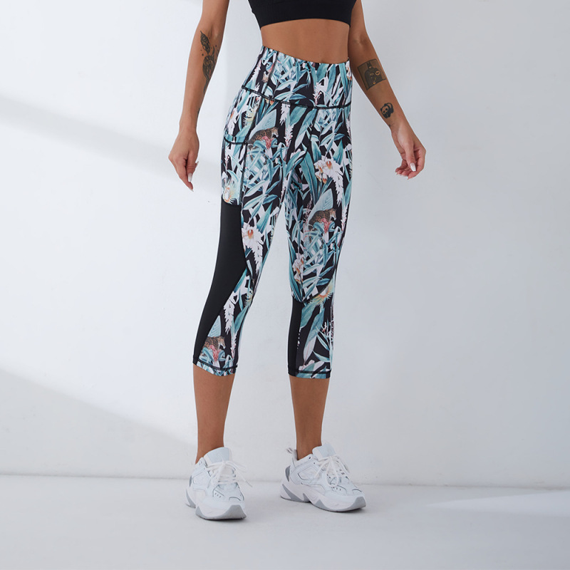 Custom Sublimation Yoga Sports Leggings For Women Tight Printed Compression Leggings Capri