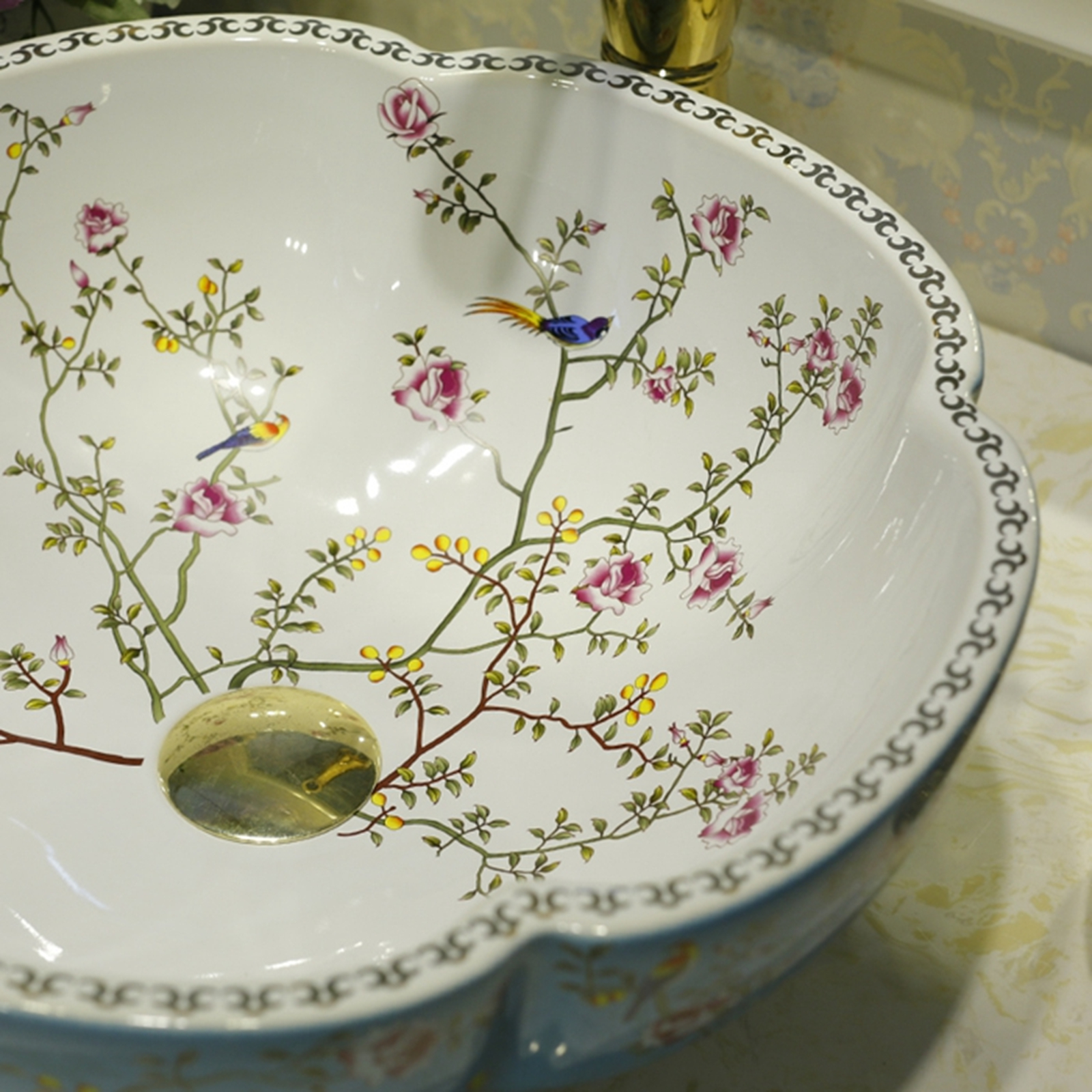 Flower Shaped Ceramic Wash Basin Bathroom Vessel Sink with Flower Bird Pattern