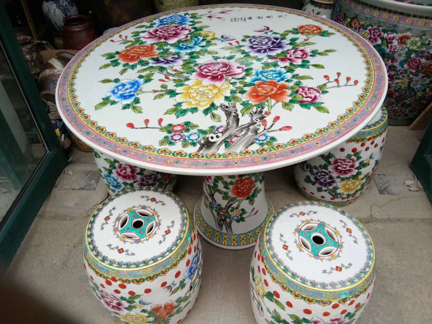 Jingdezhen Outdoor Furniture Luxury Hand Painted Ceramic Porcelain Garden Table Set with Stools