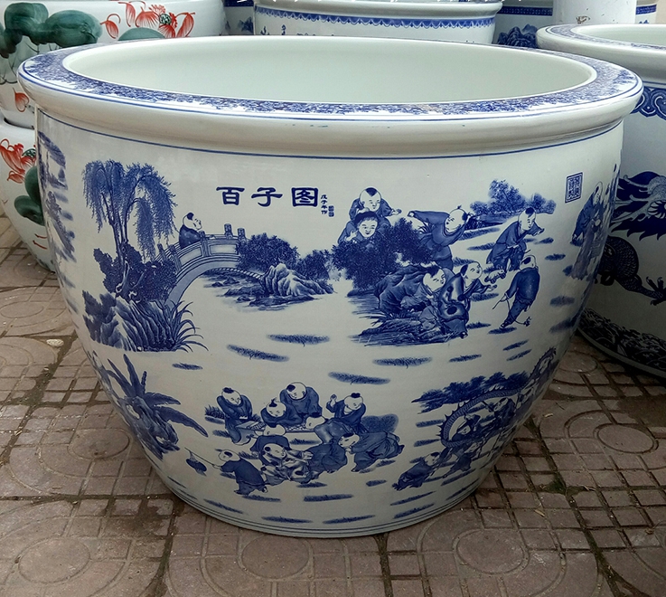 Factory Direct Beautiful Large Chinese Blue White Ceramic Garden Flower Pots Planter for Outdoor