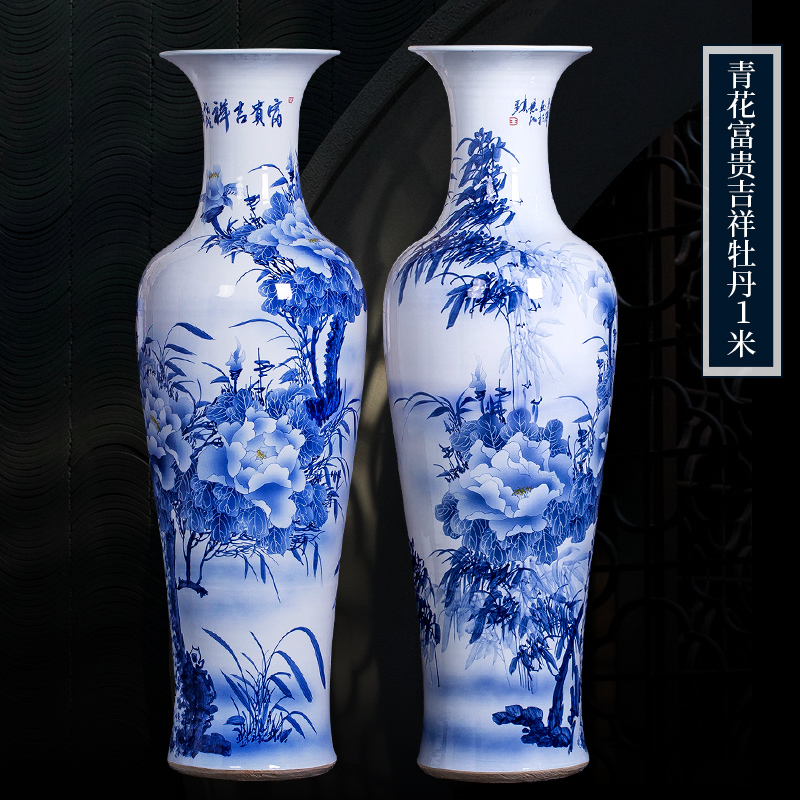 Large Chinese Hand Painted Dragon Ceramic Blue and White Porcelain Floor Vases