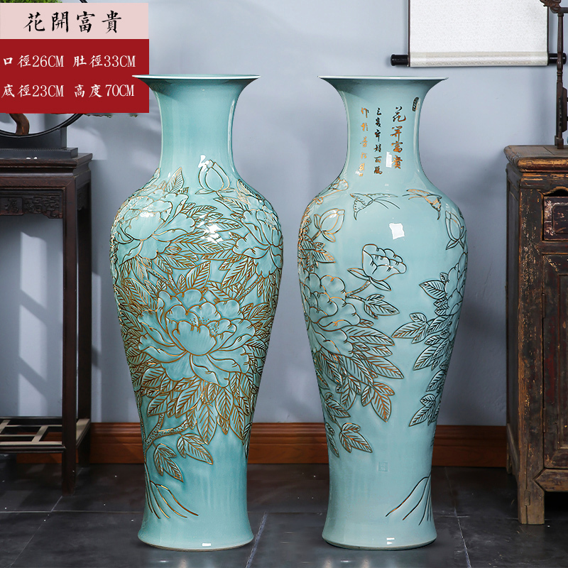 Large Chinese Hand Painted Dragon Ceramic Blue and White Porcelain Floor Vases