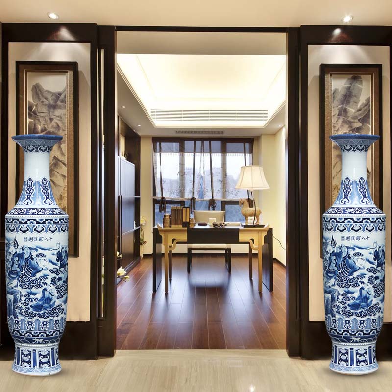 Large Chinese Hand Painted Dragon Ceramic Blue and White Porcelain Floor Vases