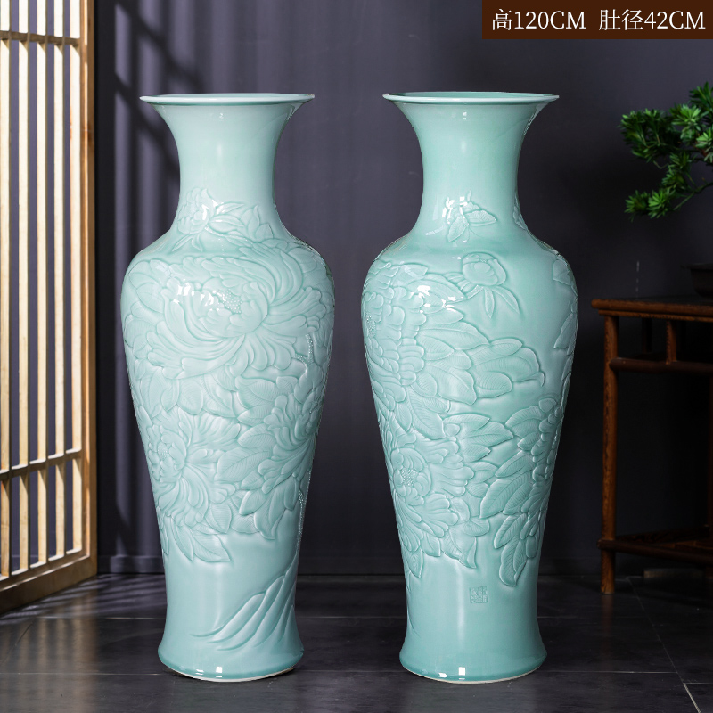 Large Chinese Hand Painted Dragon Ceramic Blue and White Porcelain Floor Vases
