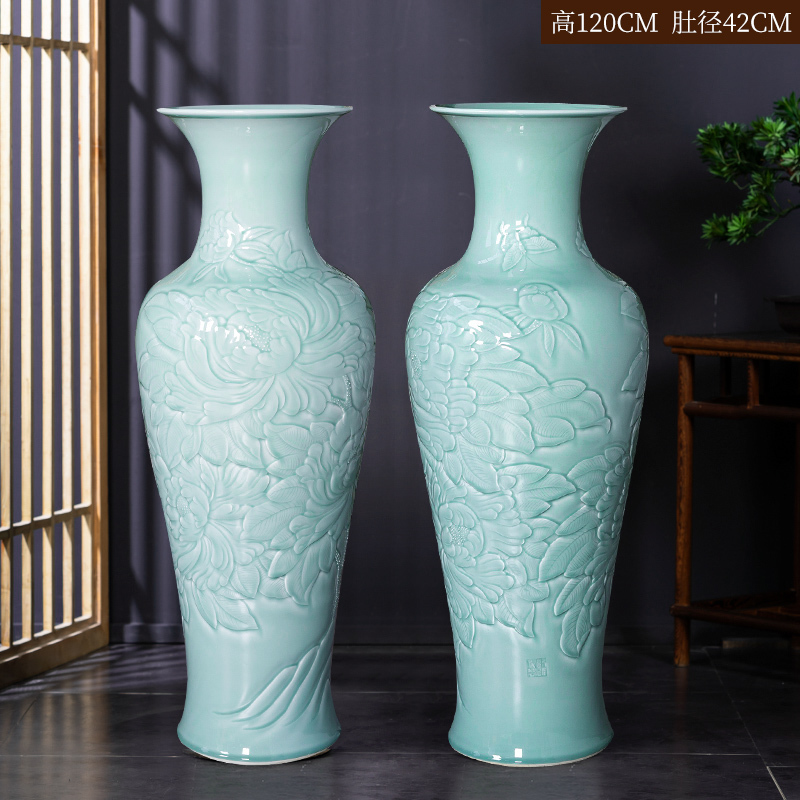 Large Chinese Hand Painted Dragon Ceramic Blue and White Porcelain Floor Vases
