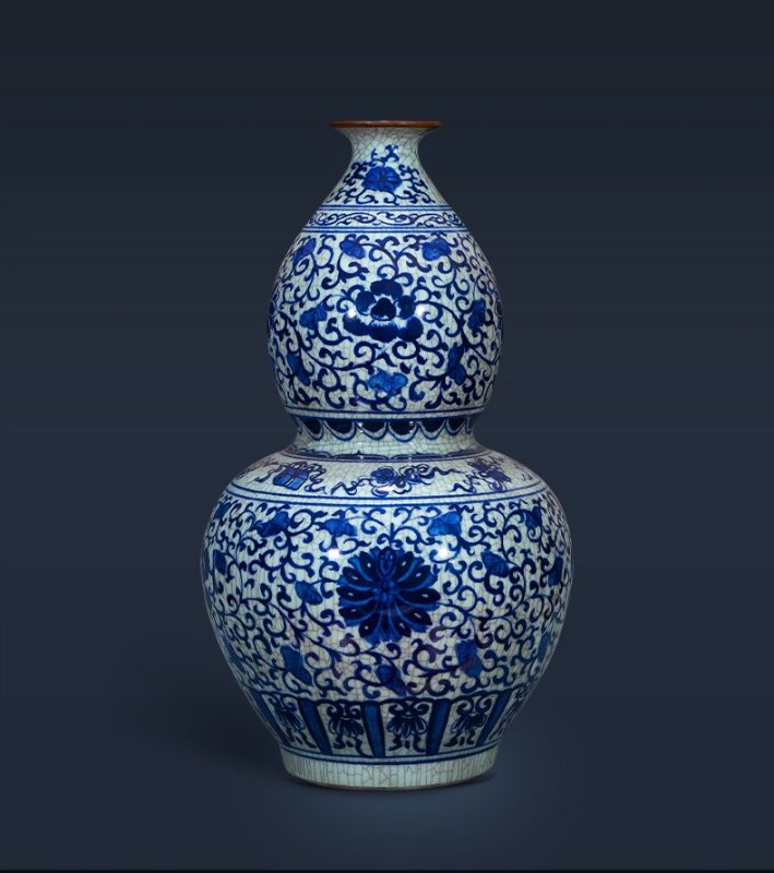 Large Chinese Hand Painted Dragon Ceramic Blue and White Porcelain Floor Vases