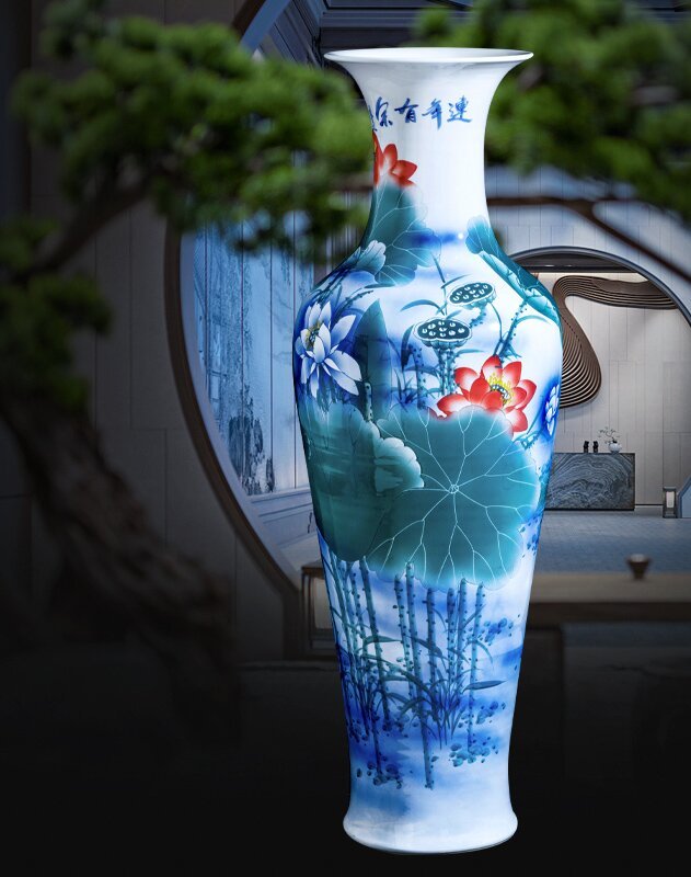 Large Chinese Hand Painted Dragon Ceramic Blue and White Porcelain Floor Vases