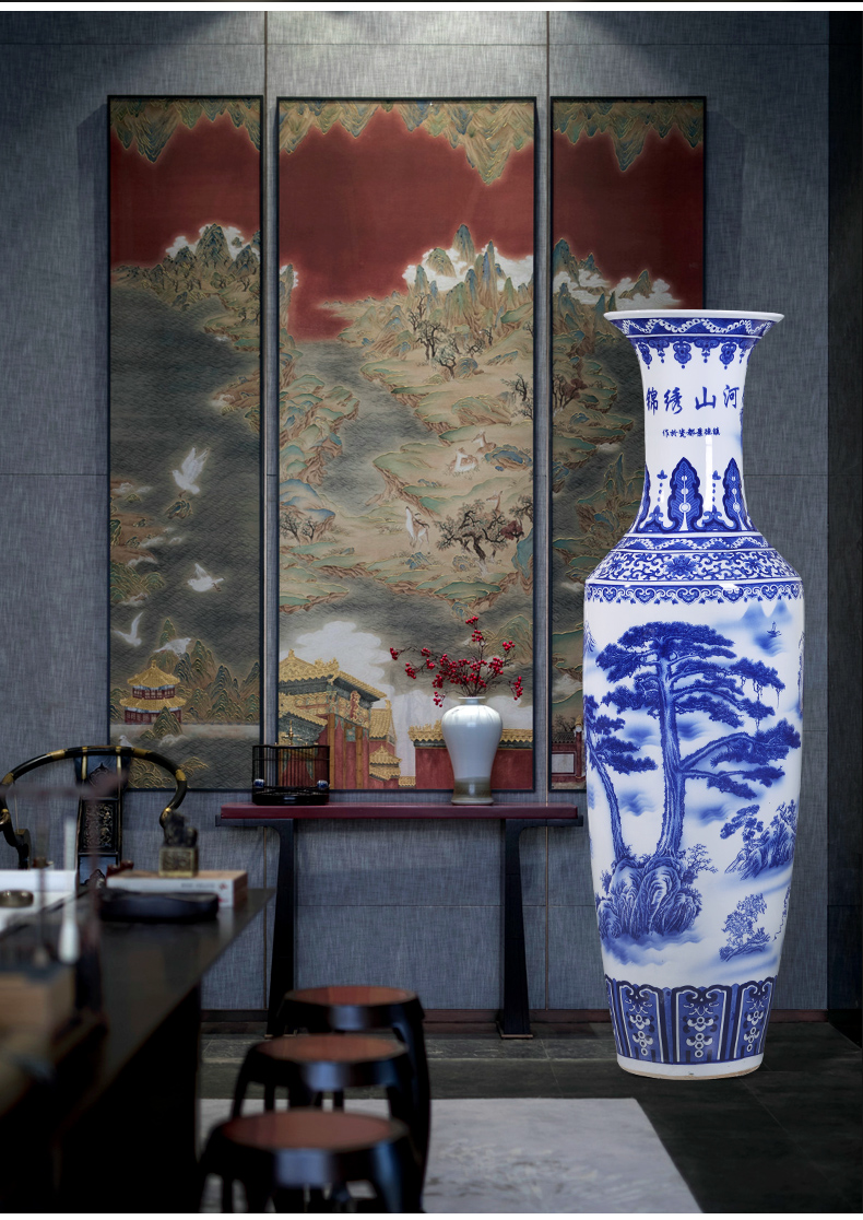 Large Chinese Hand Painted Dragon Ceramic Blue and White Porcelain Floor Vases