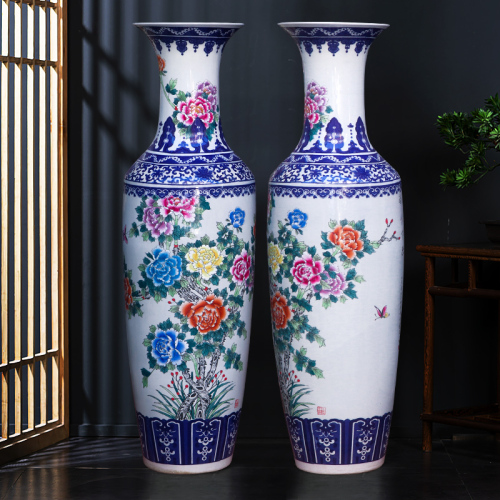 Large Chinese Hand Painted Dragon Ceramic Blue and White Porcelain Floor Vases