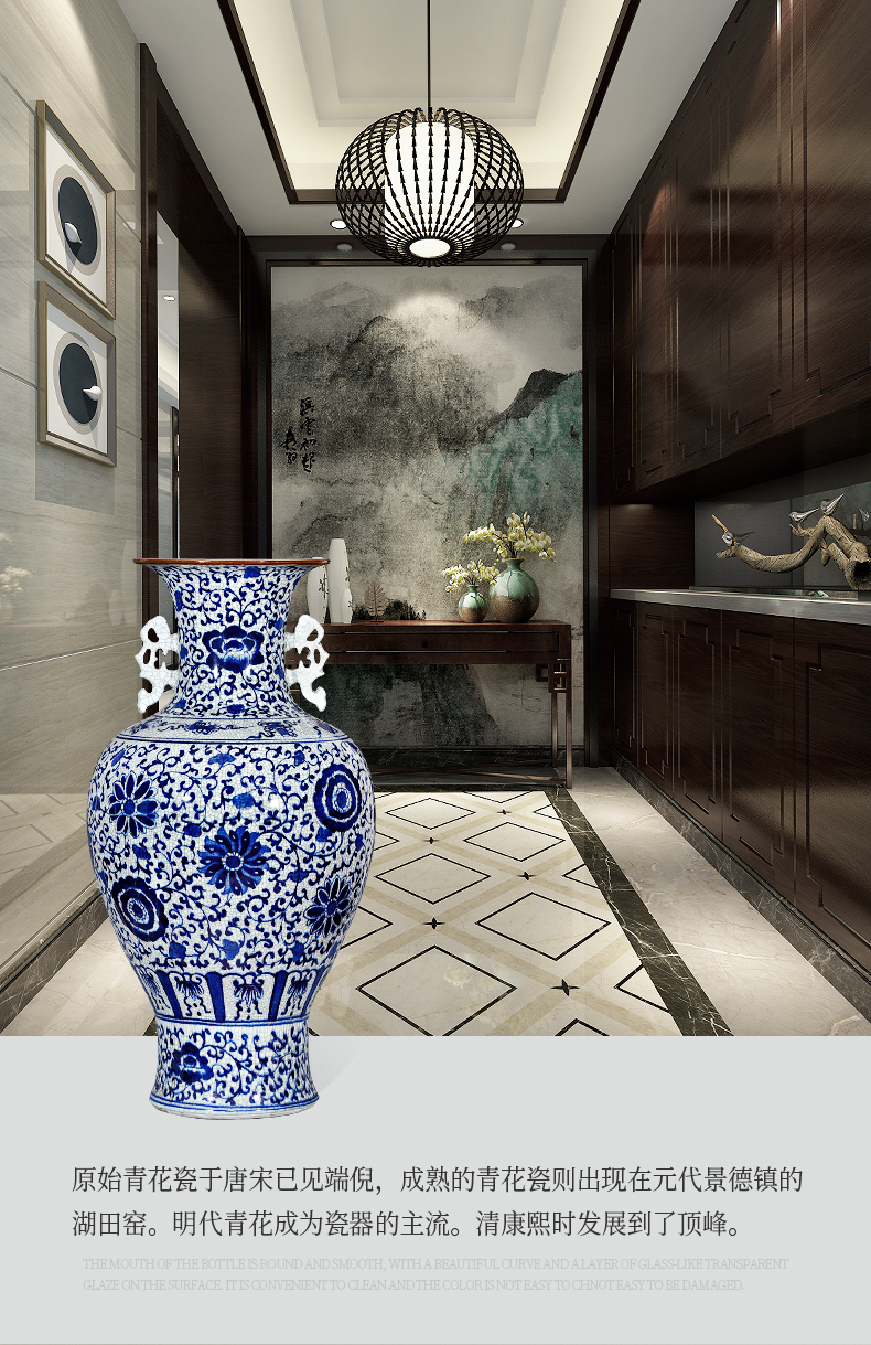 Large Chinese Hand Painted Dragon Ceramic Blue and White Porcelain Floor Vases