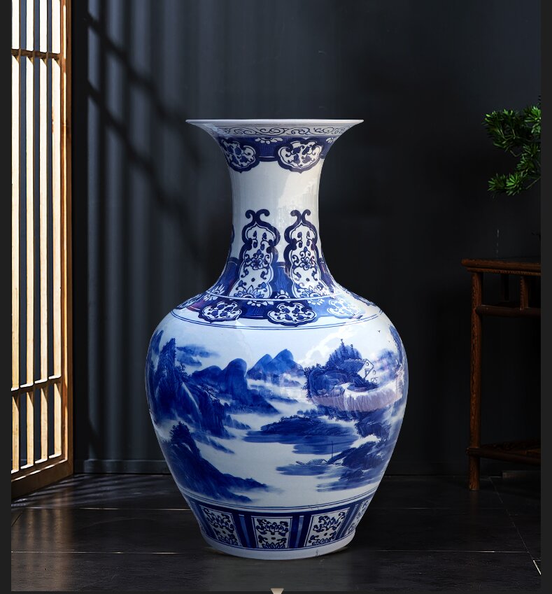 Large Chinese Hand Painted Dragon Ceramic Blue and White Porcelain Floor Vases