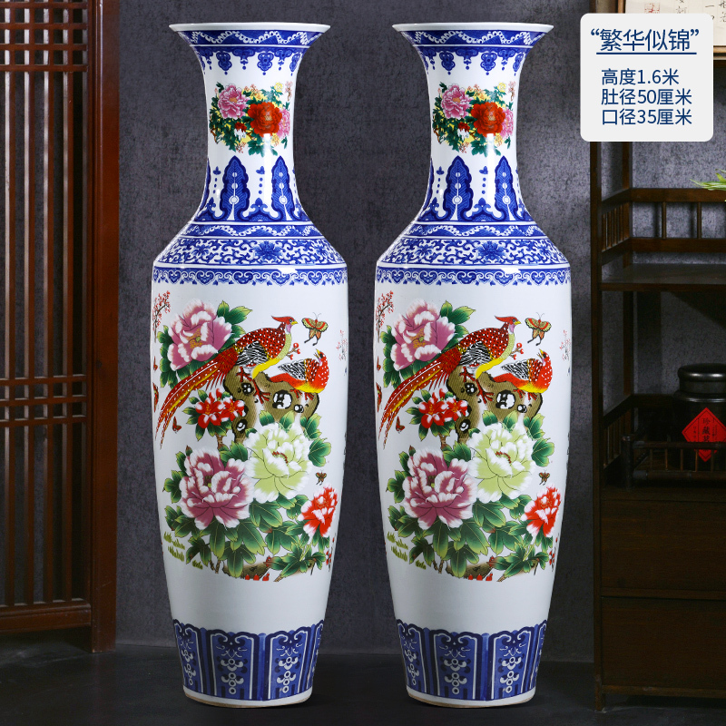 Large Chinese Hand Painted Dragon Ceramic Blue and White Porcelain Floor Vases