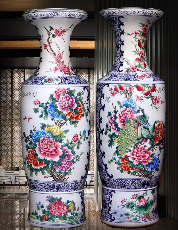 Large Chinese Hand Painted Dragon Ceramic Blue and White Porcelain Floor Vases