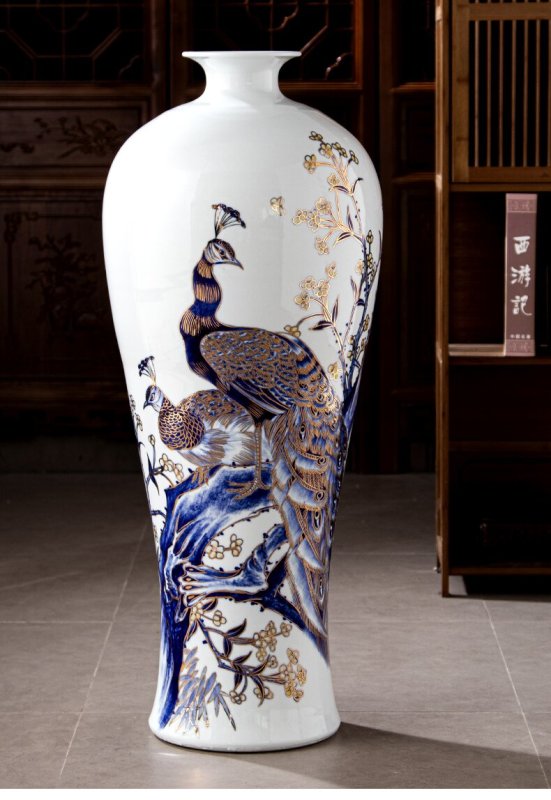 Large Chinese Hand Painted Dragon Ceramic Blue and White Porcelain Floor Vases