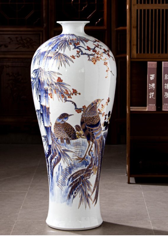 Large Chinese Hand Painted Dragon Ceramic Blue and White Porcelain Floor Vases