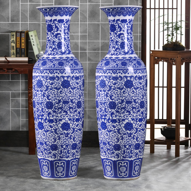 Large Chinese Hand Painted Dragon Ceramic Blue and White Porcelain Floor Vases
