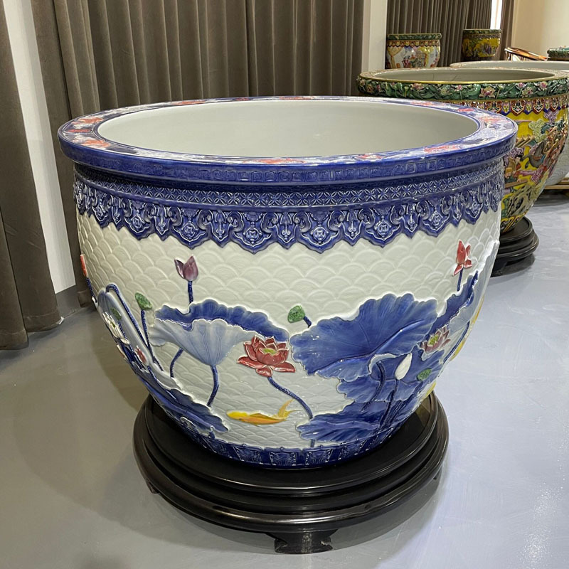 Wholesale Luxury Large Chinese Hand Painted Blue and White Porcelain Ceramic Flower Pots Planter