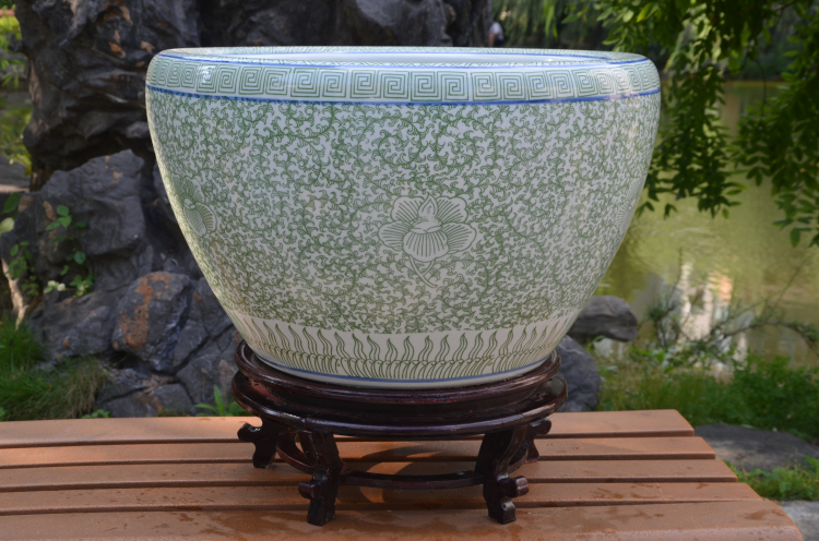 Wholesale Luxury Large Chinese Hand Painted Blue and White Porcelain Ceramic Flower Pots Planter
