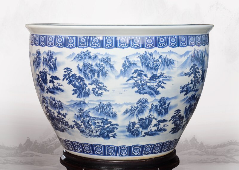 Wholesale Luxury Large Chinese Hand Painted Blue and White Porcelain Ceramic Flower Pots Planter