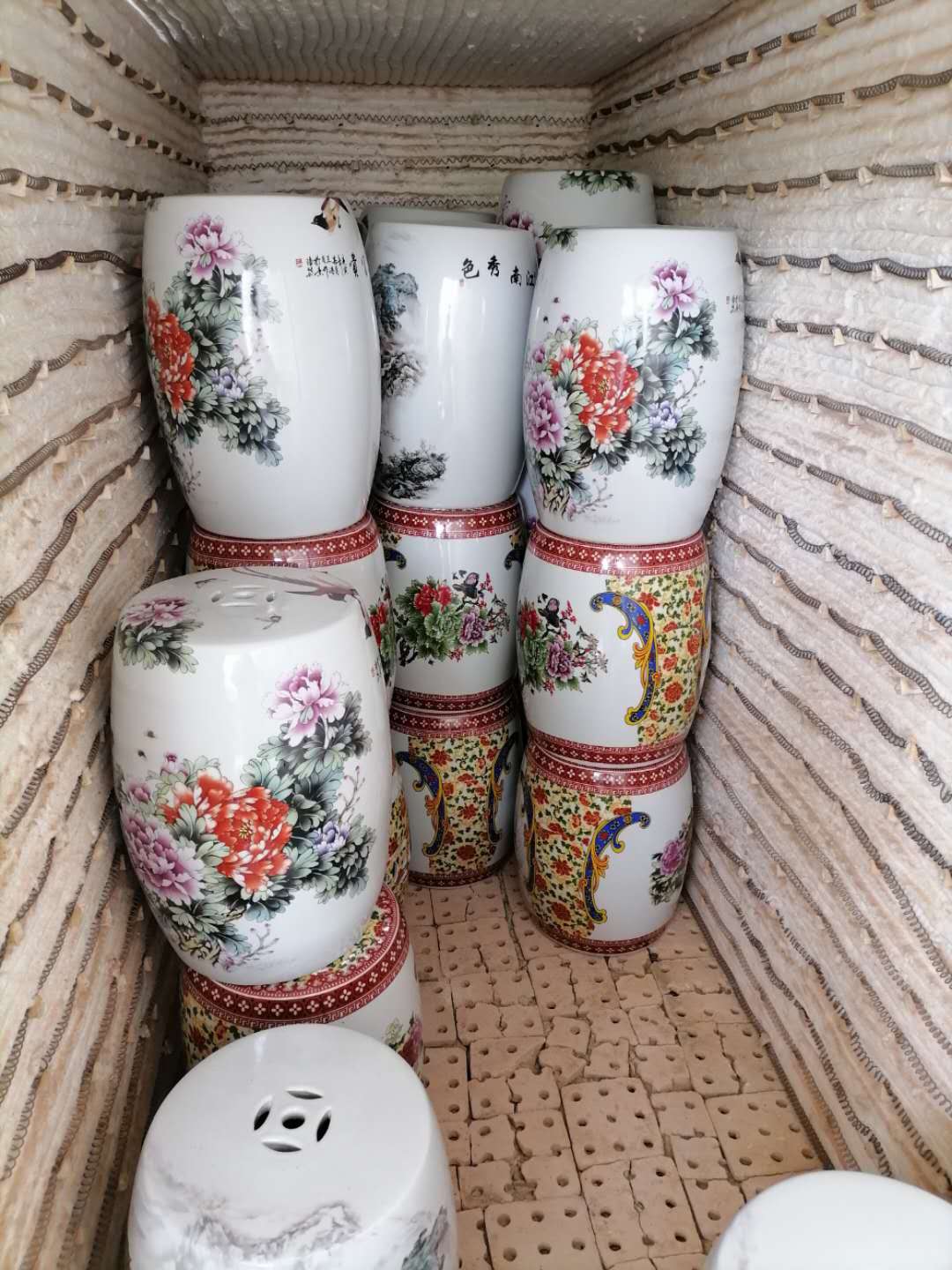 Factory Direct Solid Color Chinese Porcelain Ceramic Stool Garden Seats