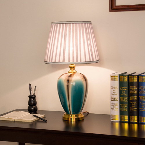 Factory Direct Jingdezhen Blue and White Porcelain Table Lamps for Living Room