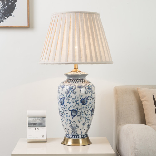 Factory Direct Jingdezhen Blue and White Porcelain Table Lamps for Living Room