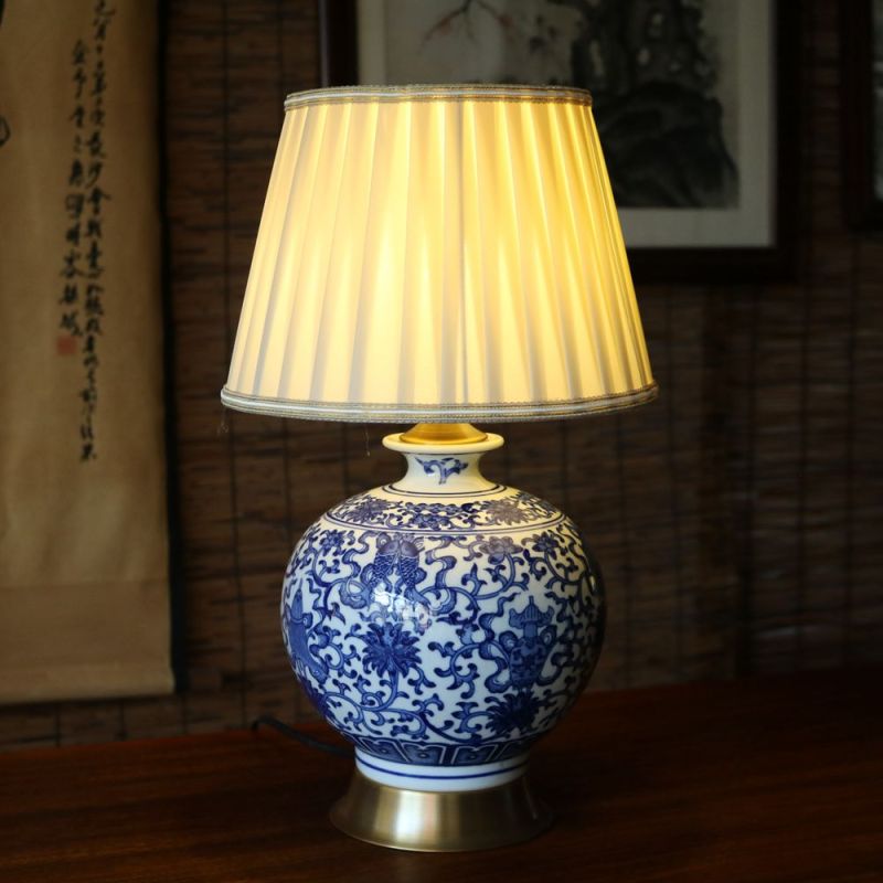 Factory Direct Jingdezhen Blue and White Porcelain Table Lamps for Living Room