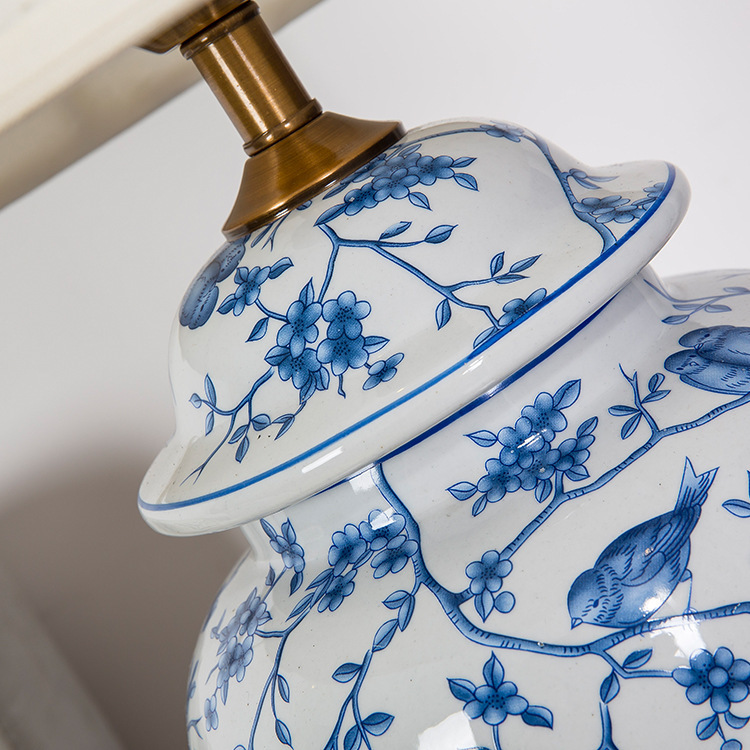 Factory Direct Jingdezhen Blue and White Porcelain Table Lamps for Living Room