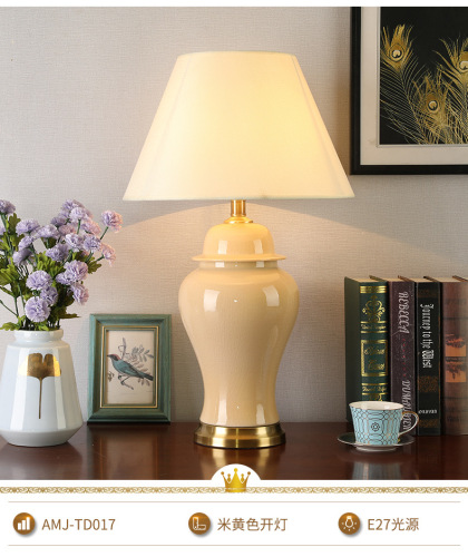 Factory Direct Jingdezhen Blue and White Porcelain Table Lamps for Living Room