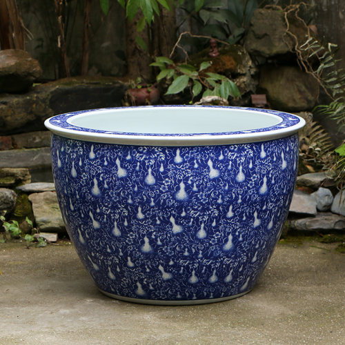 Wholesale Luxury Large Chinese Hand Painted Blue and White Porcelain Ceramic Flower Pots Planter