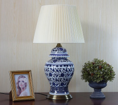 Factory Direct Jingdezhen Blue and White Porcelain Table Lamps for Living Room
