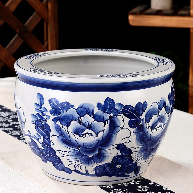 Wholesale Luxury Large Chinese Hand Painted Blue and White Porcelain Ceramic Flower Pots Planter