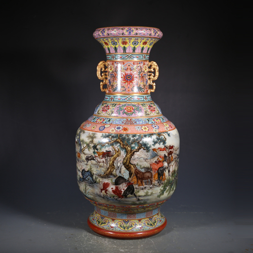Antique Qing Qianlong Dynasty Ceramic Yellow Ground Heavy Famille Rose Porcelain Vase for Collection